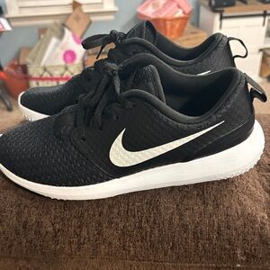 Nike Black (GOLF) and White Casual Trainers